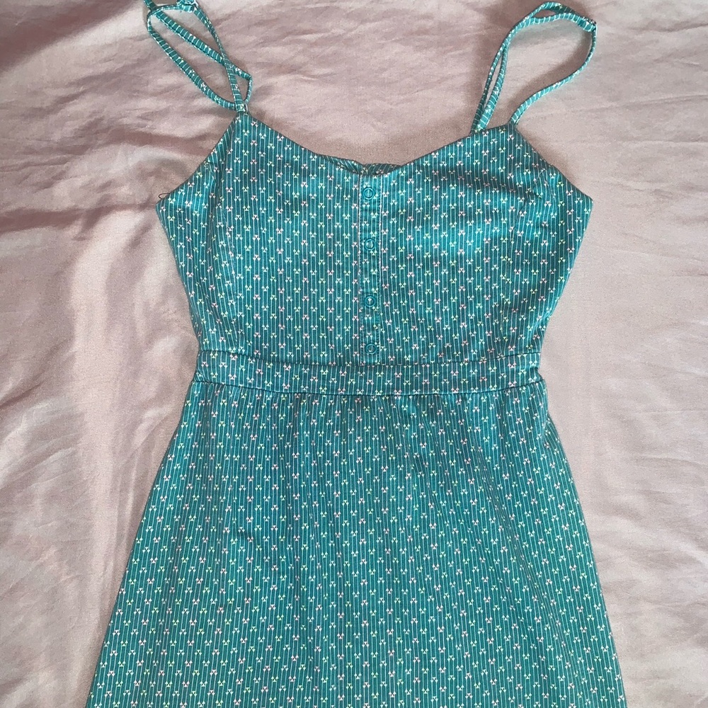 Dress - Picture 2 of 2